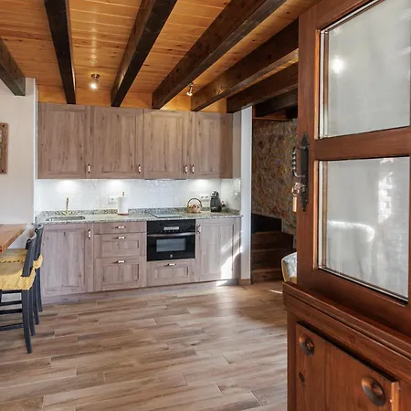 La Casina De Parres