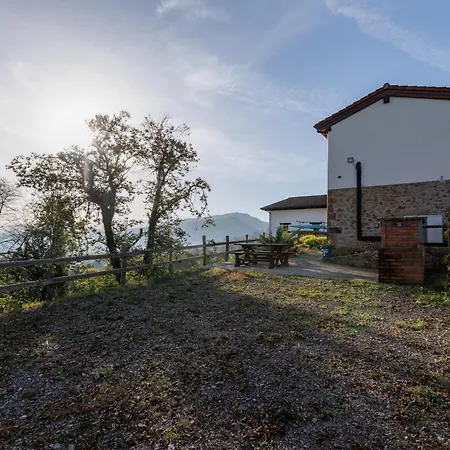 La Casina De Parres Сasa de vacaciones *